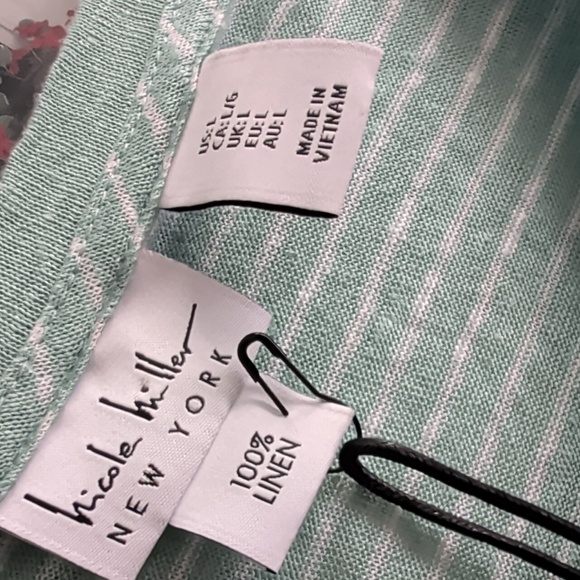 Nicole Miller Light Blue Striped Short Sleeve Top - Picture 5 of 10